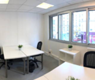 Bureau privé 25 m² 4 postes Coworking Rue de Vaugirard Paris 75015 - photo 7